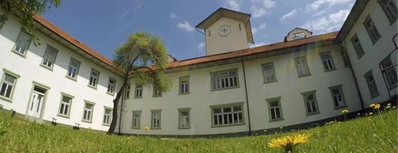Upravno poslopje "Katzenberg" v kontekstu nekdanje Smodnišnice  v Kamniku