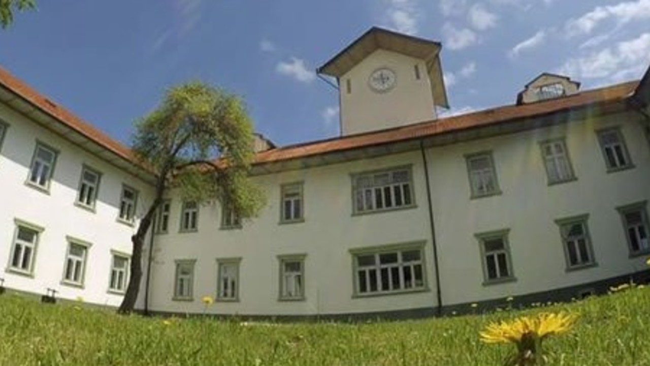 Upravno poslopje "Katzenberg" v kontekstu nekdanje Smodnišnice  v Kamniku